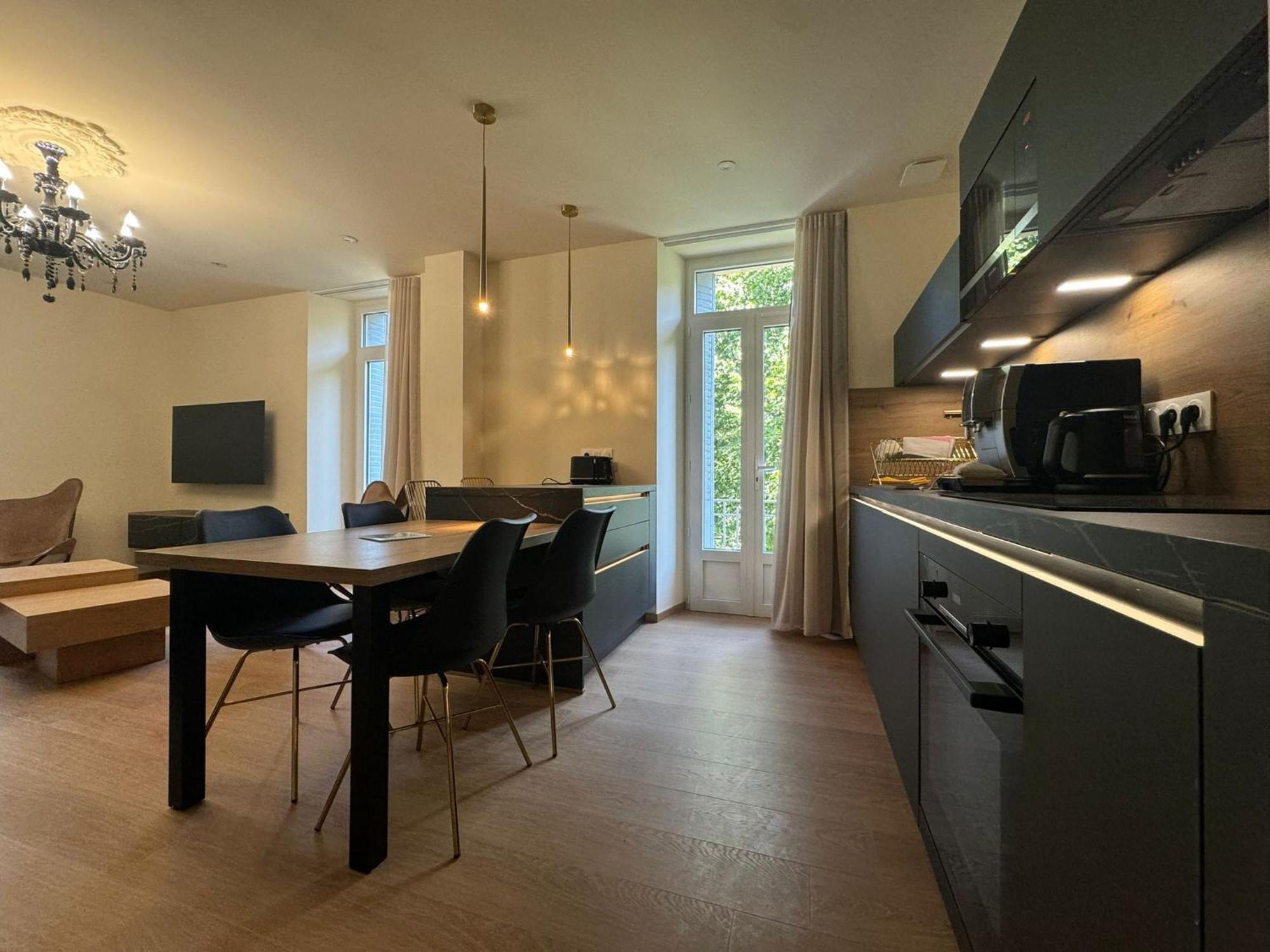 Appartements Confortables Avec Vue Montagne - Residence Villa Belle Fleur Château-Ville-Vieille Exteriér fotografie