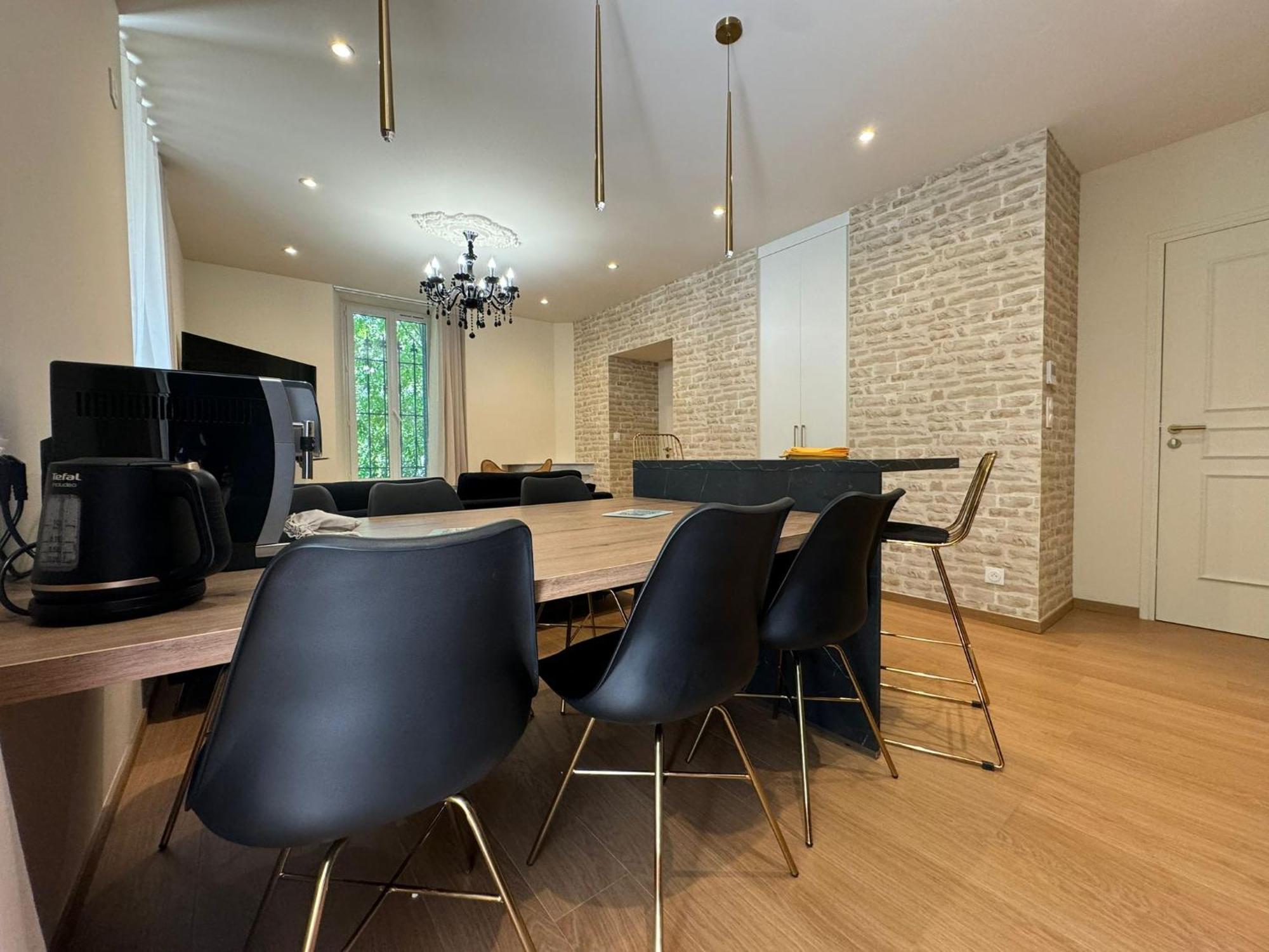 Appartements Confortables Avec Vue Montagne - Residence Villa Belle Fleur Château-Ville-Vieille Exteriér fotografie