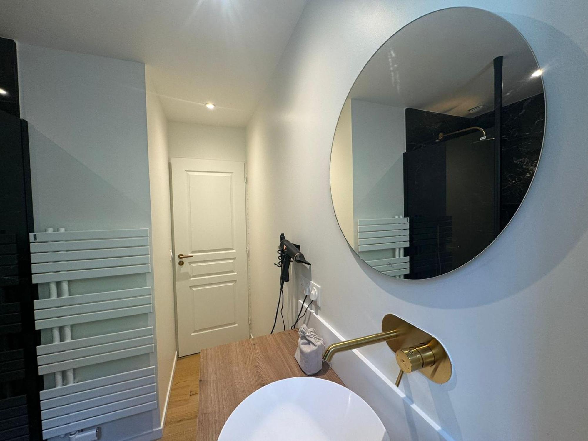 Appartements Confortables Avec Vue Montagne - Residence Villa Belle Fleur Château-Ville-Vieille Exteriér fotografie