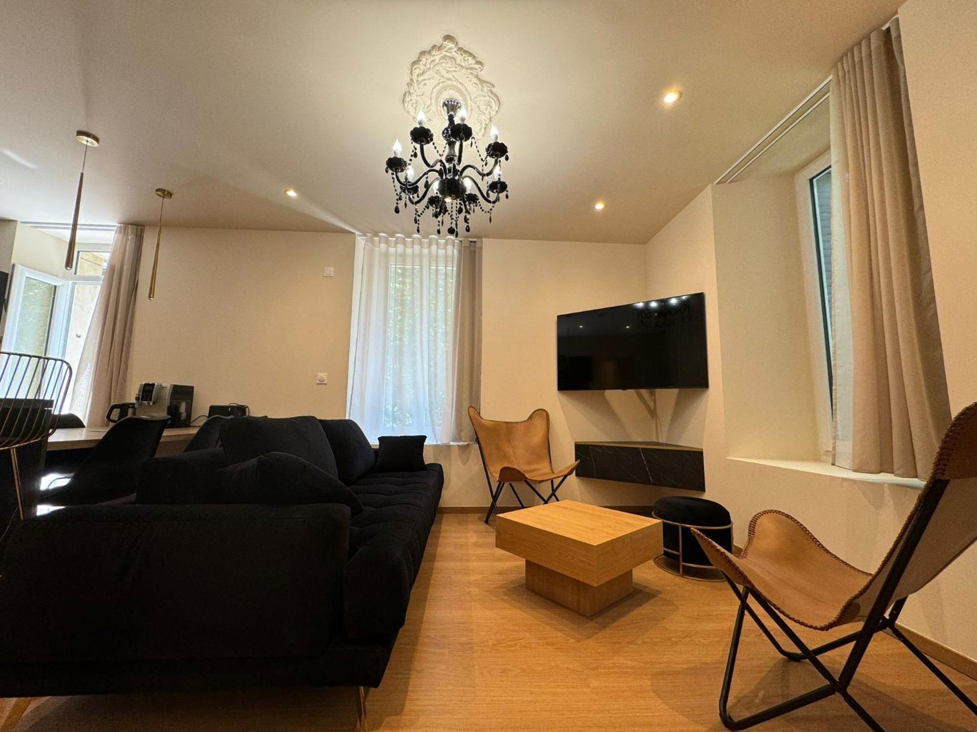 Appartements Confortables Avec Vue Montagne - Residence Villa Belle Fleur Château-Ville-Vieille Exteriér fotografie
