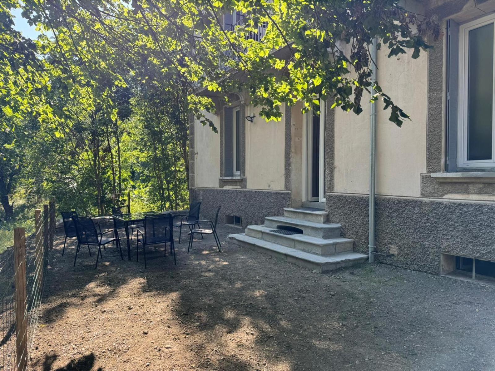 Appartements Confortables Avec Vue Montagne - Residence Villa Belle Fleur Château-Ville-Vieille Exteriér fotografie
