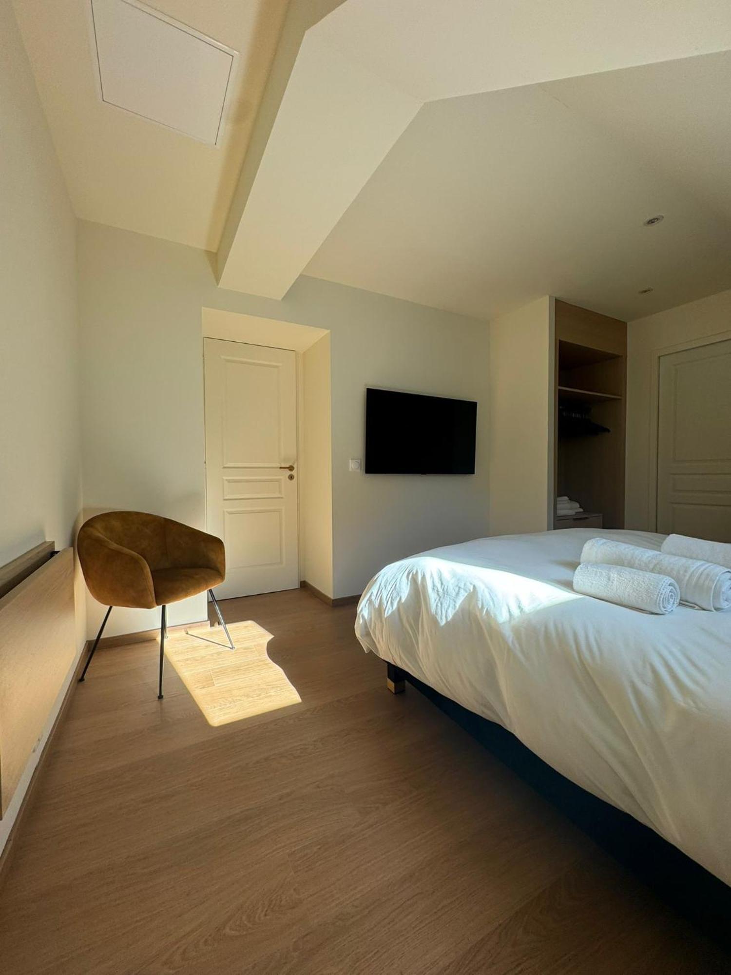 Appartements Confortables Avec Vue Montagne - Residence Villa Belle Fleur Château-Ville-Vieille Exteriér fotografie