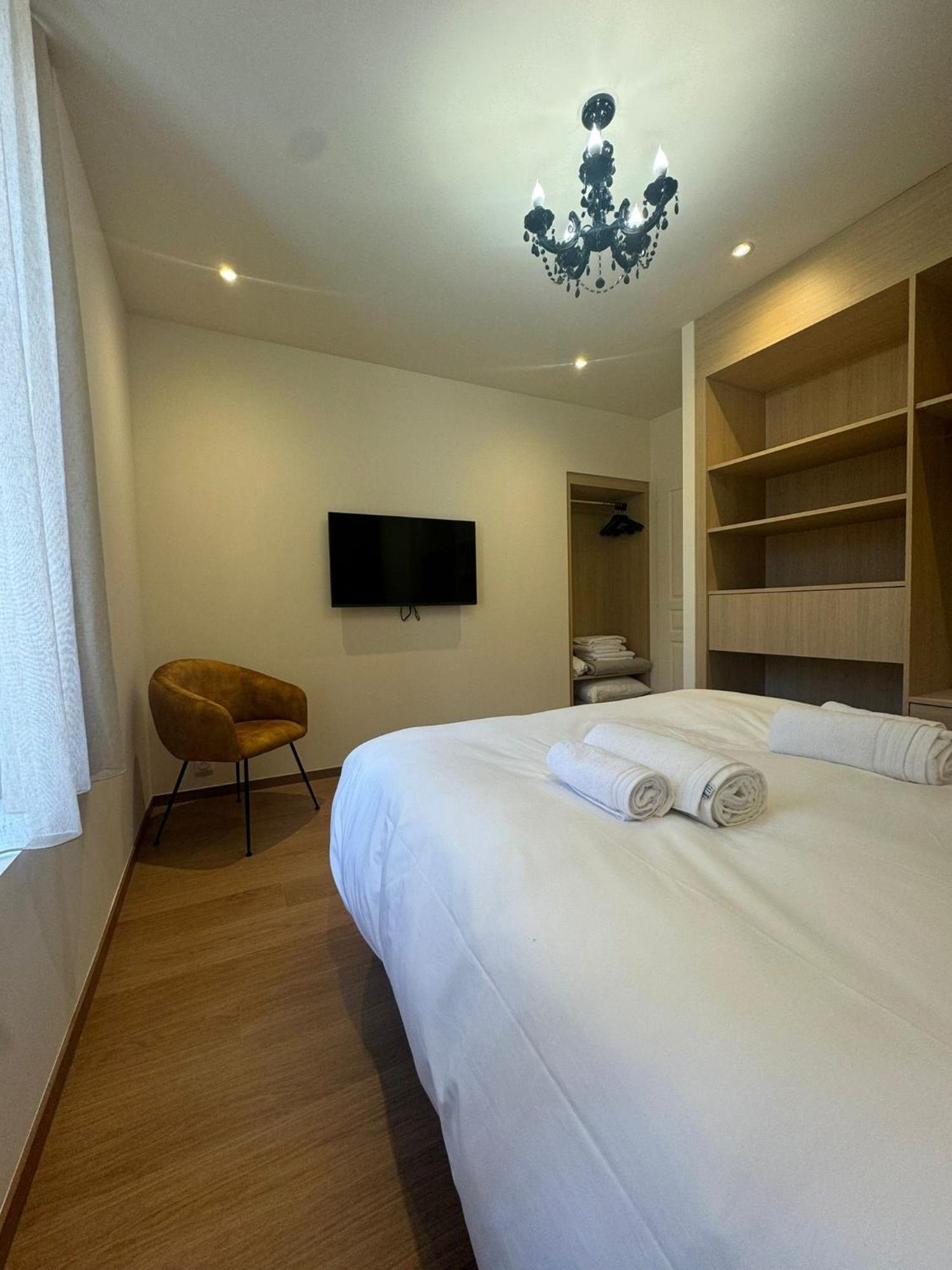 Appartements Confortables Avec Vue Montagne - Residence Villa Belle Fleur Château-Ville-Vieille Exteriér fotografie